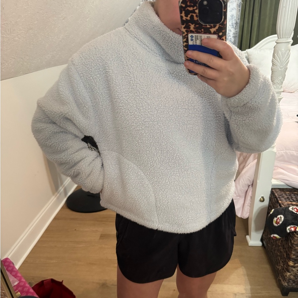 Light Blue Fleece - Picture 5 of 13